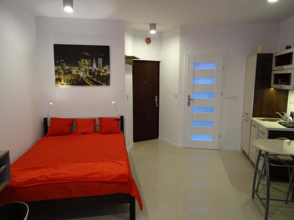 Apartamenty Metro Mlociny Варшава Номер фото